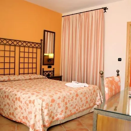 Ele Santabarbara Hotel