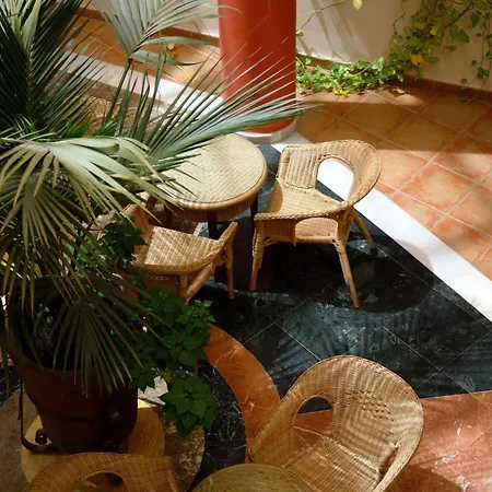 Hotel Ele Santabarbara Castilleja de la Cuesta
