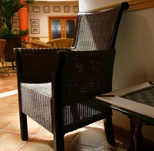 Ele Santabarbara Отель